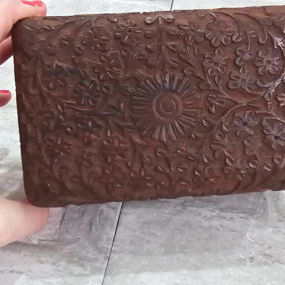 Wooden Felt Lined Jewelry Box Carved Floral Boho Decor Keepsake Box - Picture 10 of 12